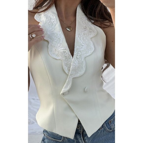 Reformation Tops - REFORMATION Primrose Vest in Cream Size US 6 NWT